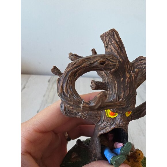 Lemax spooky Halloween tree trick-or-treater eater dog village accessory boy chi - Picture 9 of 9